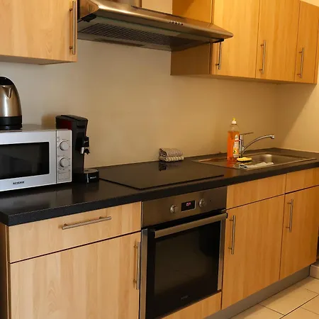 Comfort & בית הארחה *